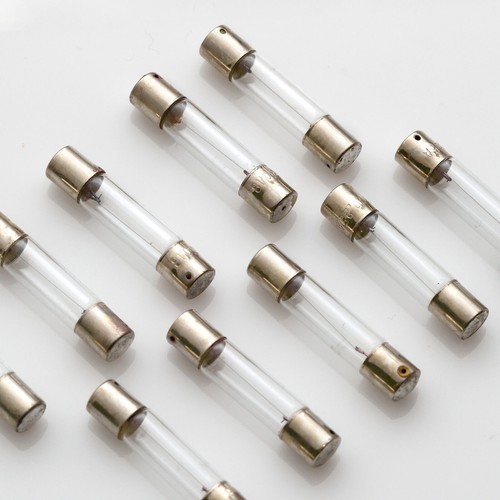 Lampada fusibile 3 v - x,